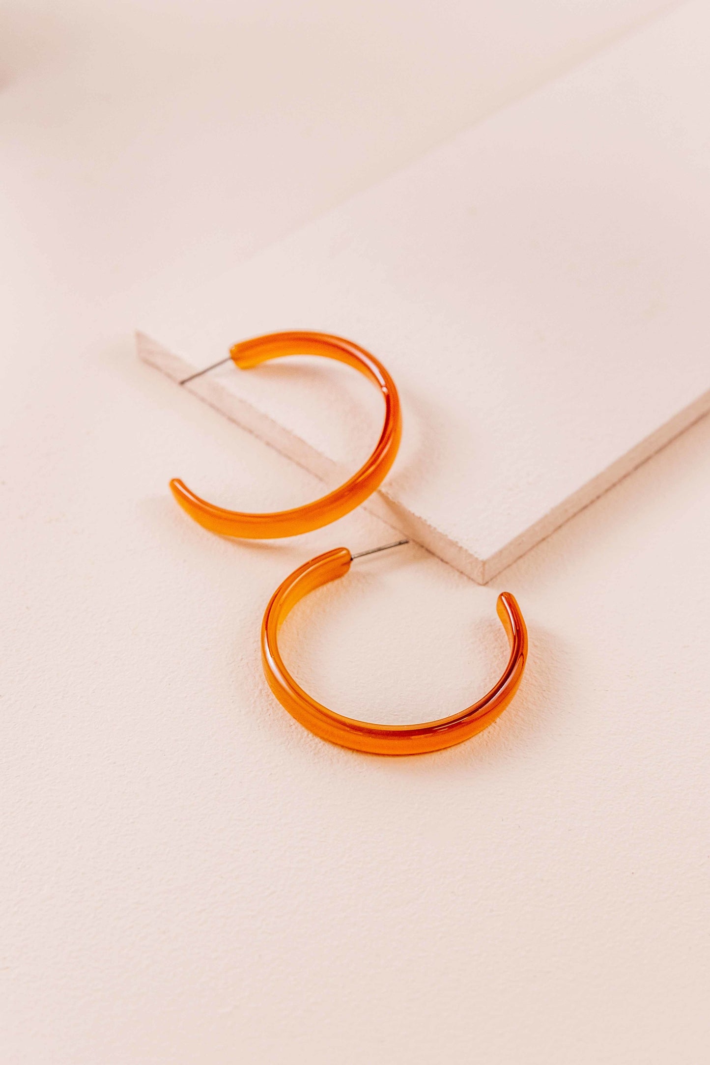 Simplistic Hoop Earrings | Amber