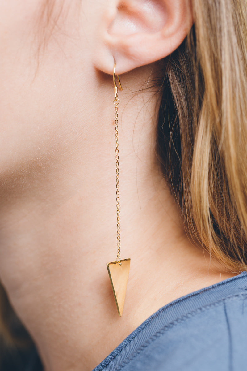 Journey Hook Earrings (14K)