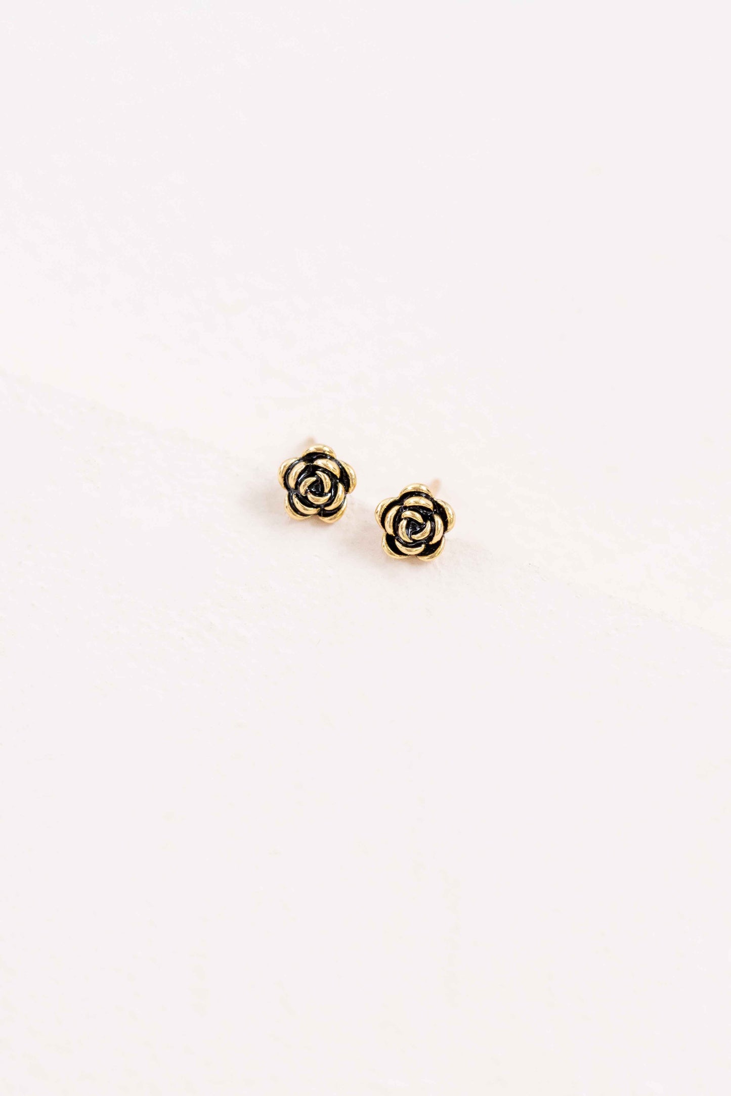 Buzz Off Earring Set