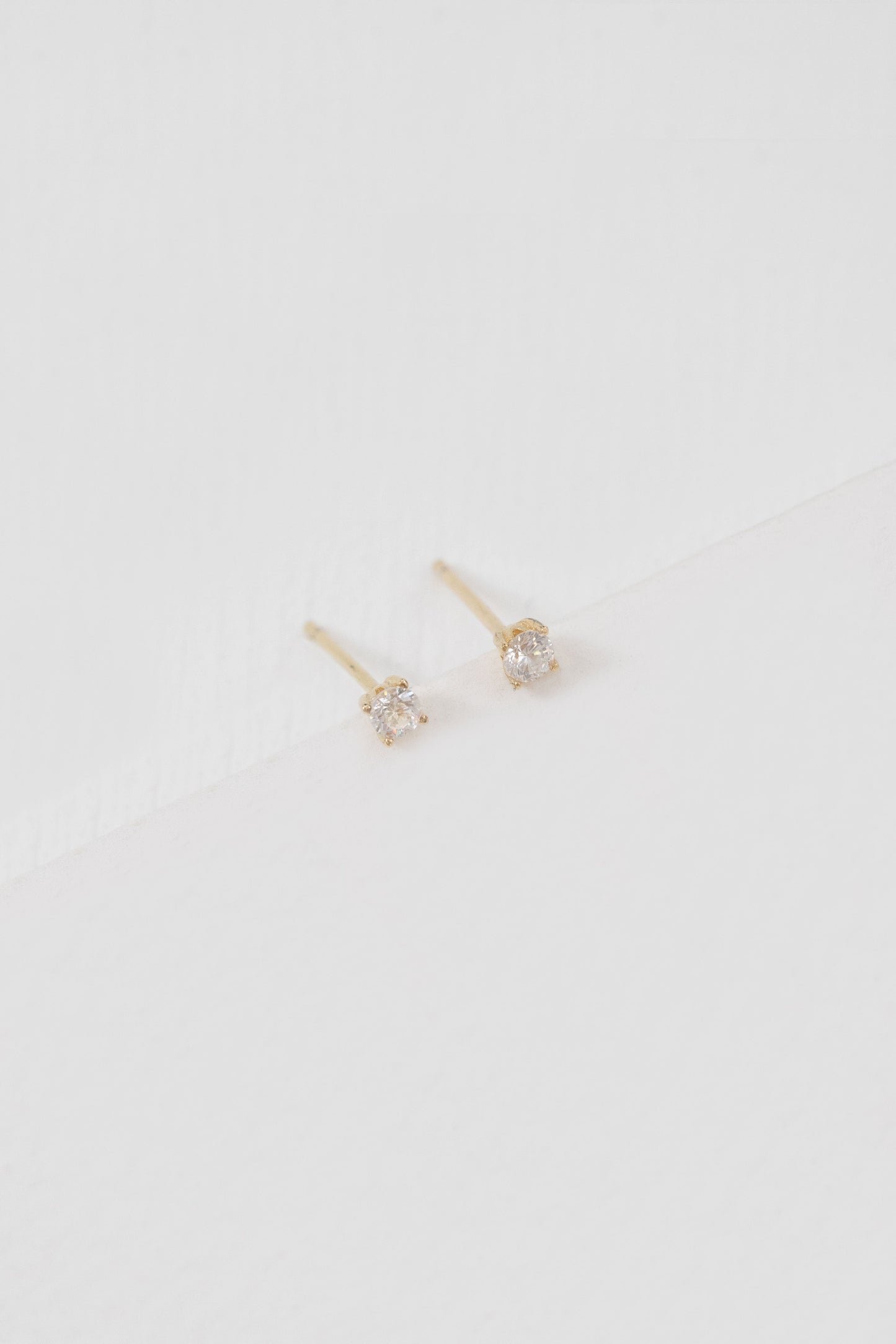 Simple Stone Earring Set (14K)