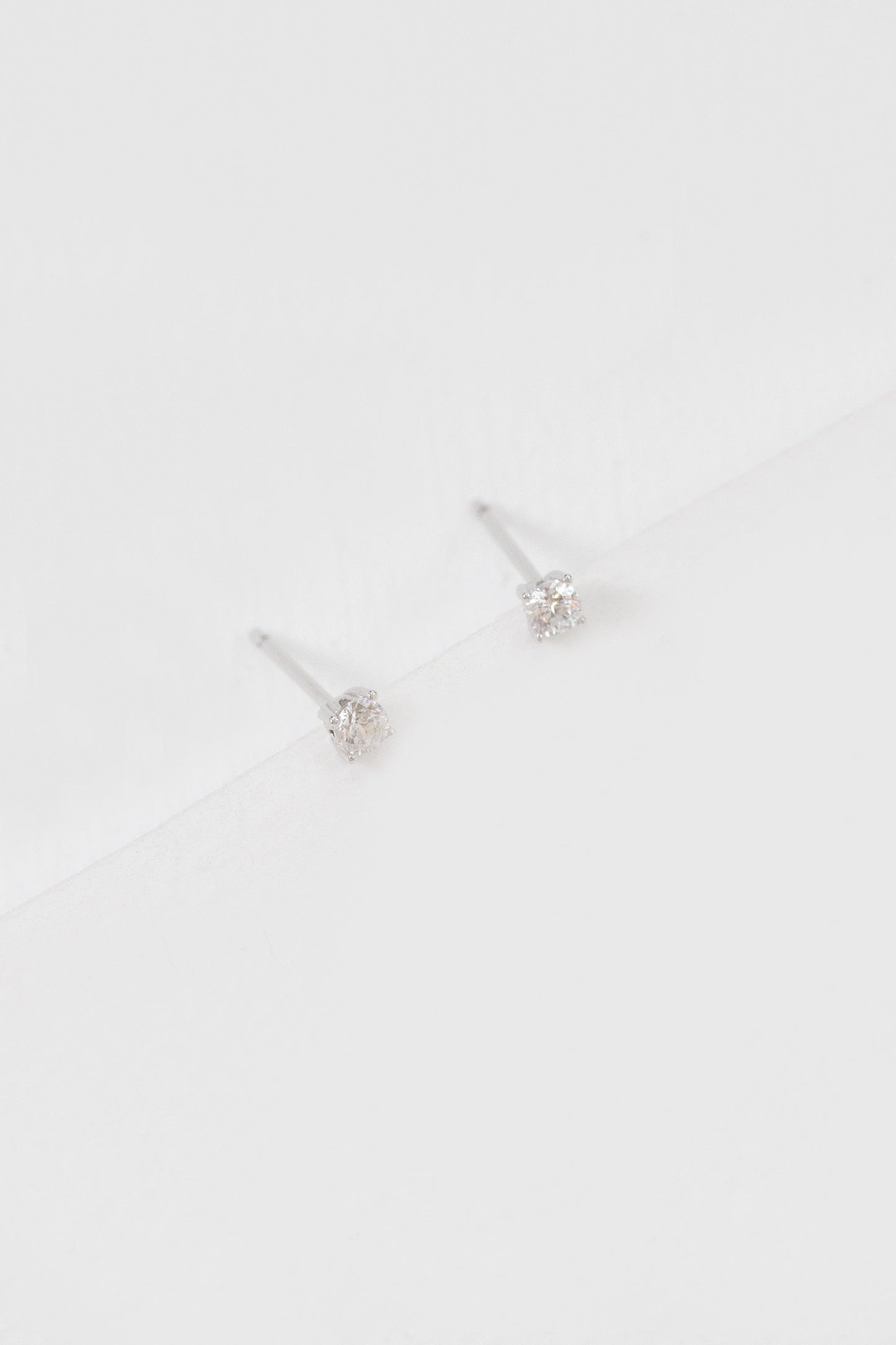 Simple Stone Earring Set (14K)