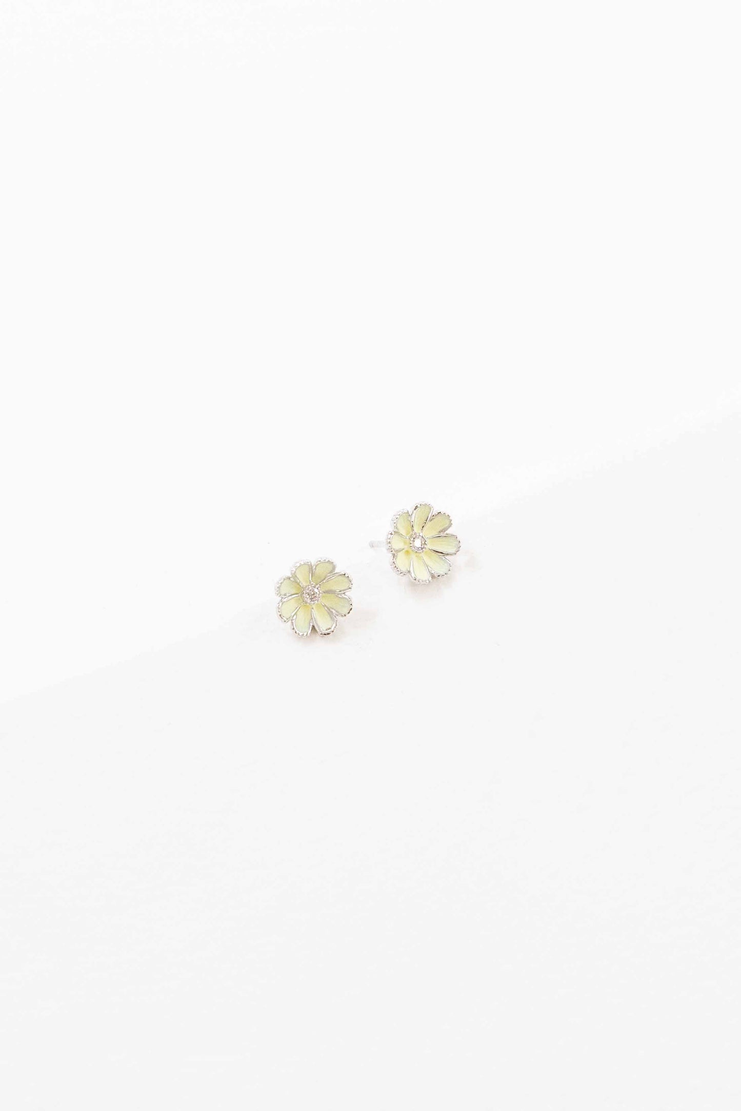 Primrose Stud Earrings | Mint (18K)