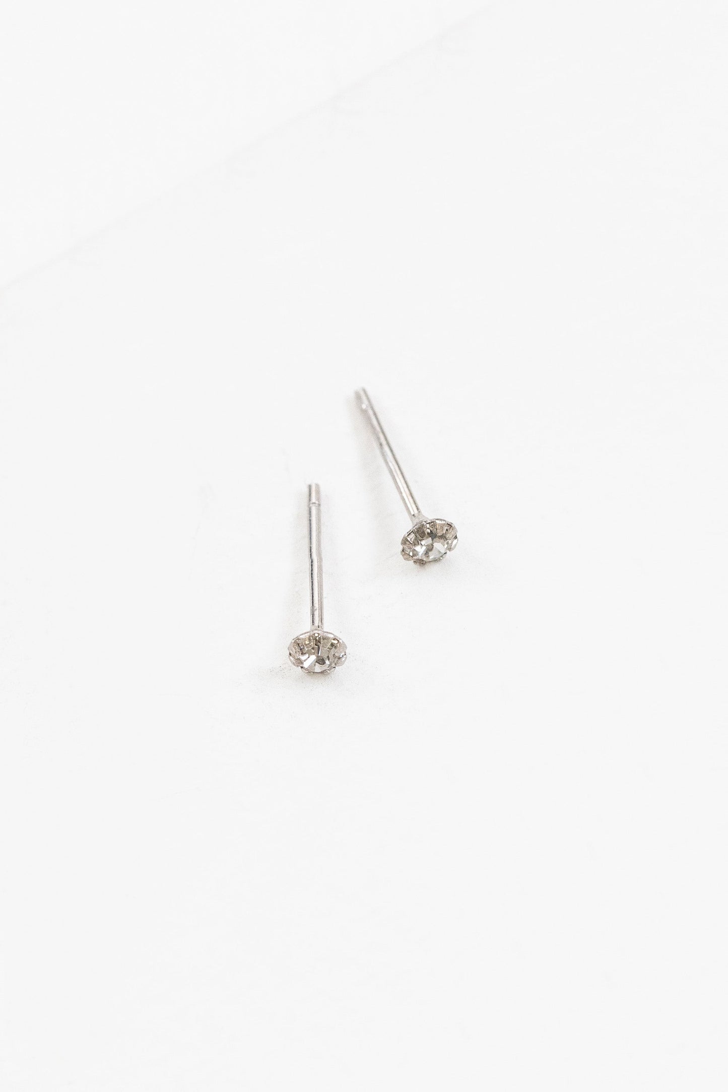 Tiny Gem Stone Earrings | Crystal (sterl.)