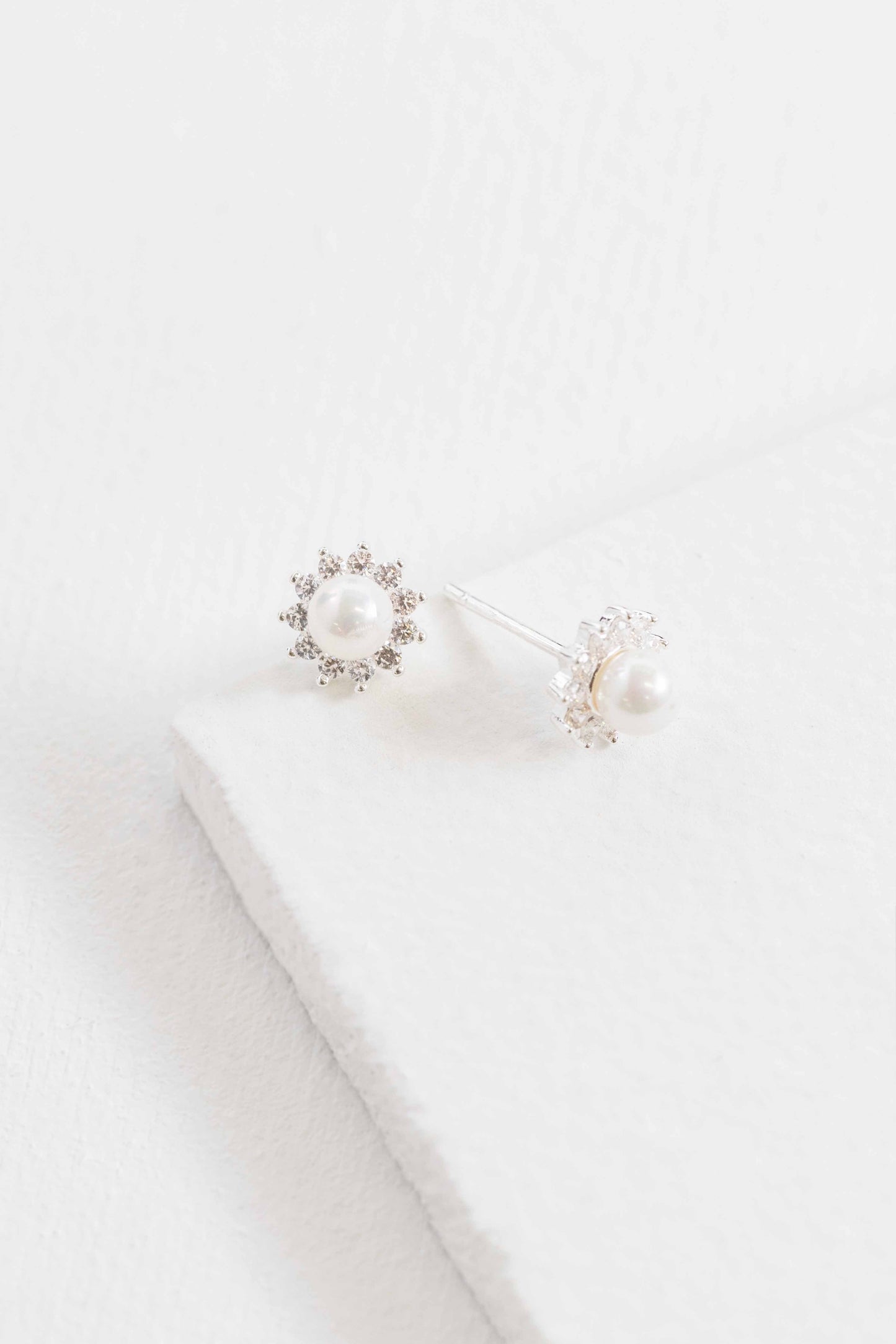 Pearly White Stud Earrings