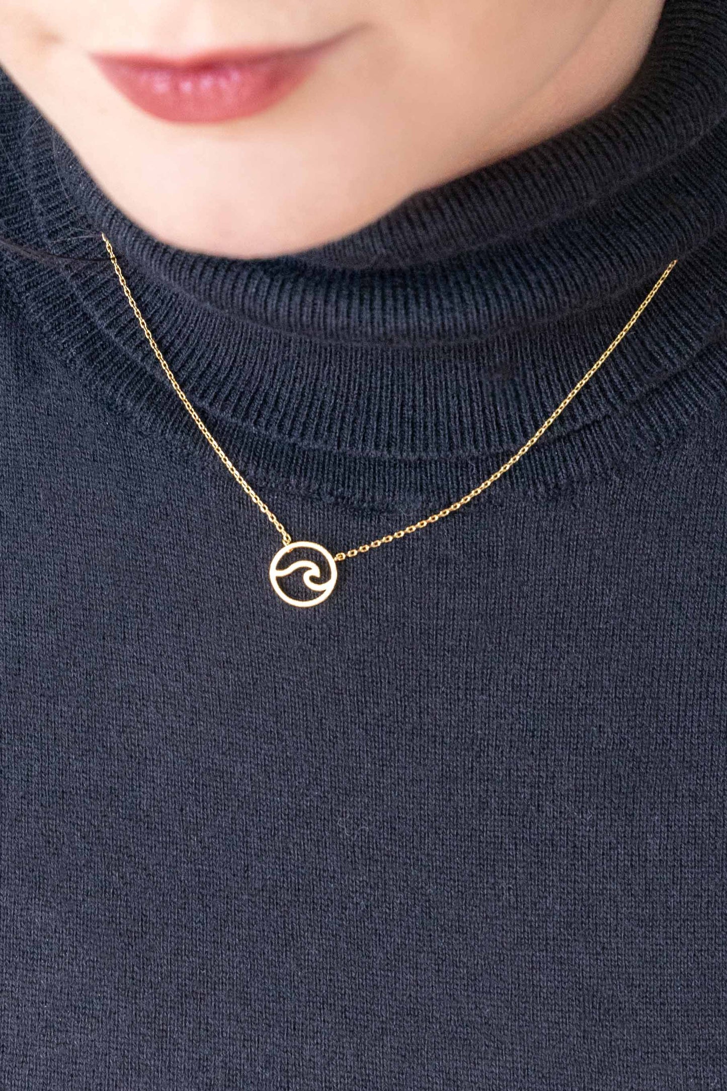 Wave Rider Necklace | Gold