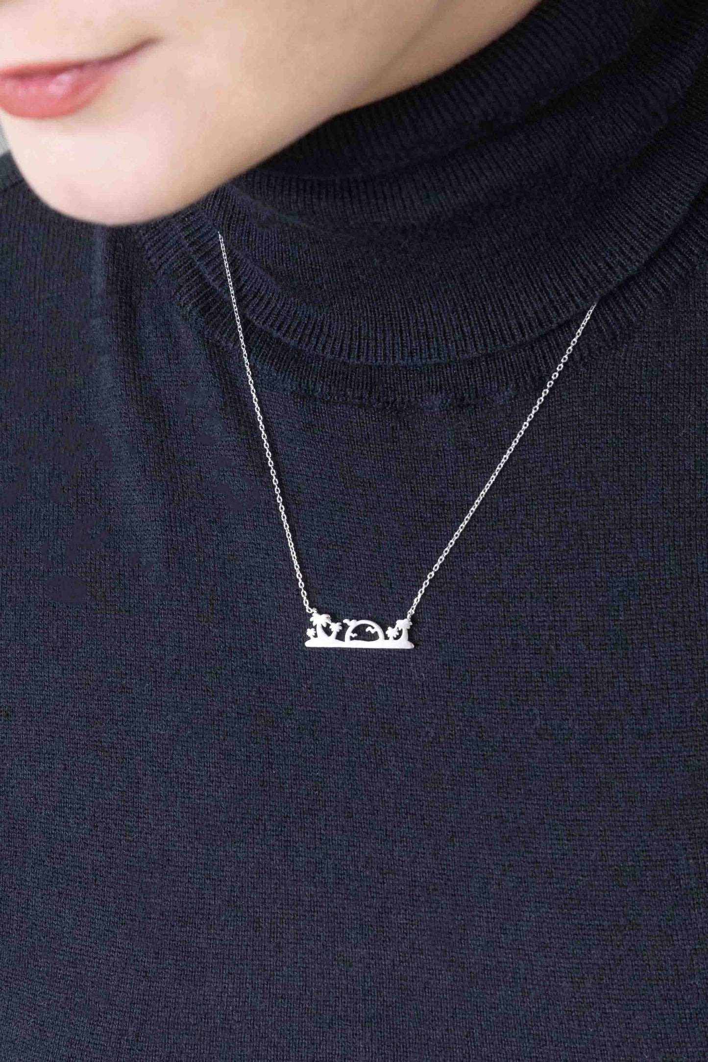 Sunset Beach Necklace | Silver