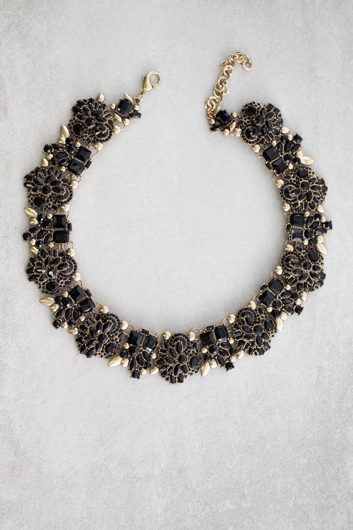 Bree Black Collar