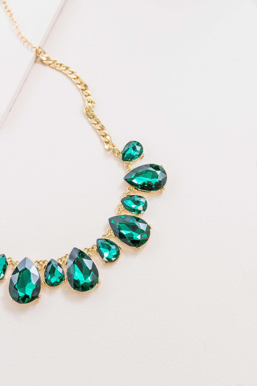 Briel Bejeweled Tear Drop Necklace | Emerald