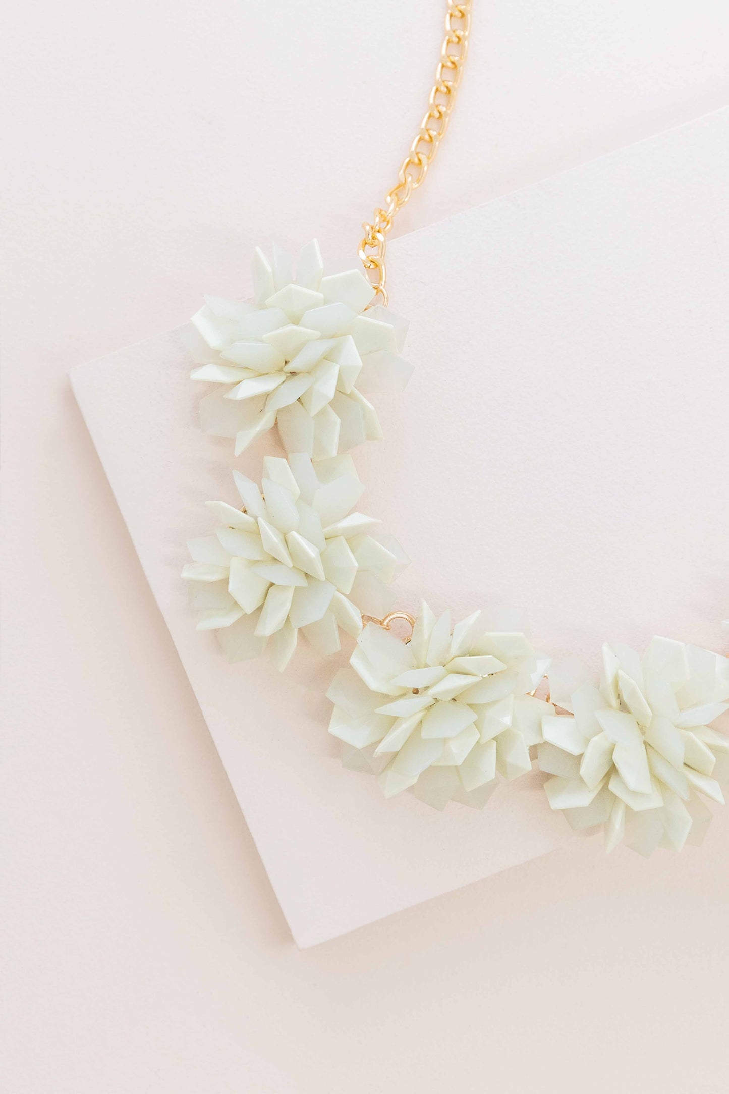 Sophisticated Shard Necklace | Off White
