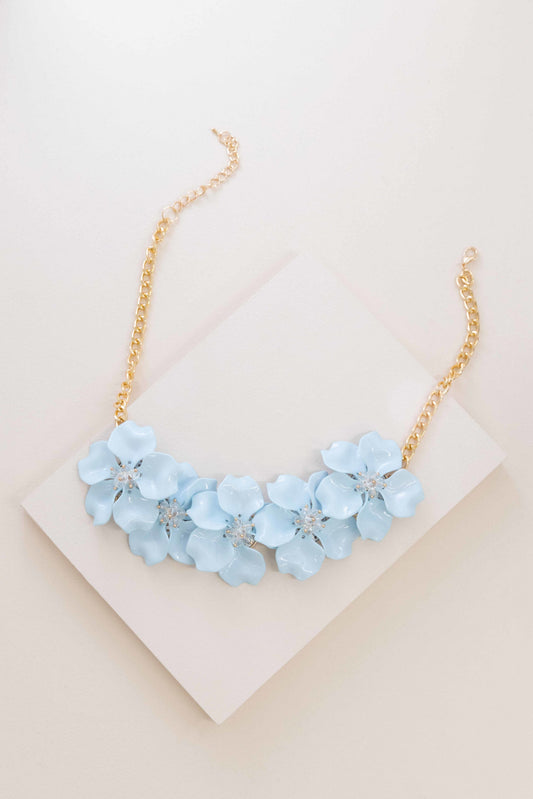 Fresh Flowers Necklace | Baby Blue