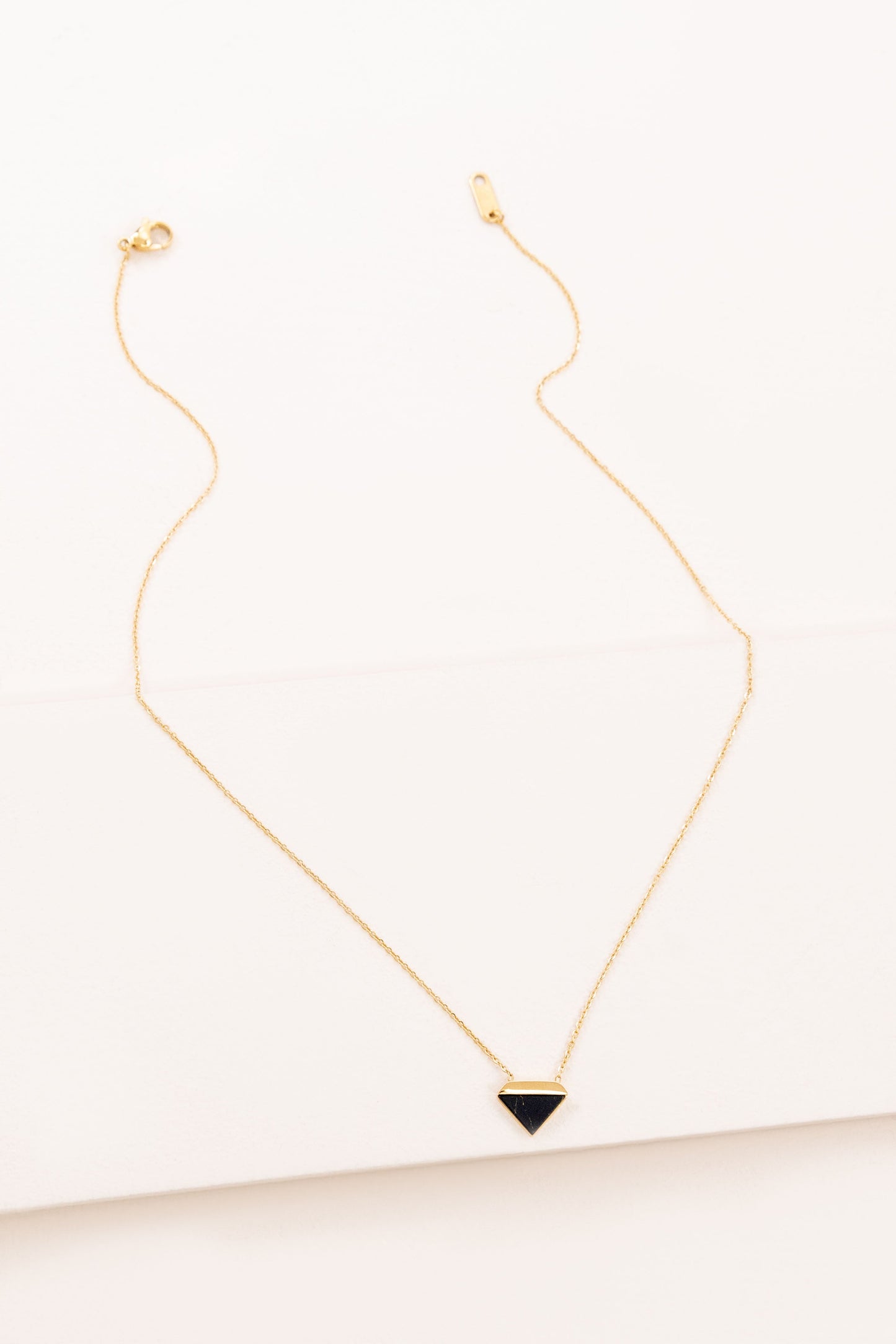 Trigon Stone Necklace | Black (14K)