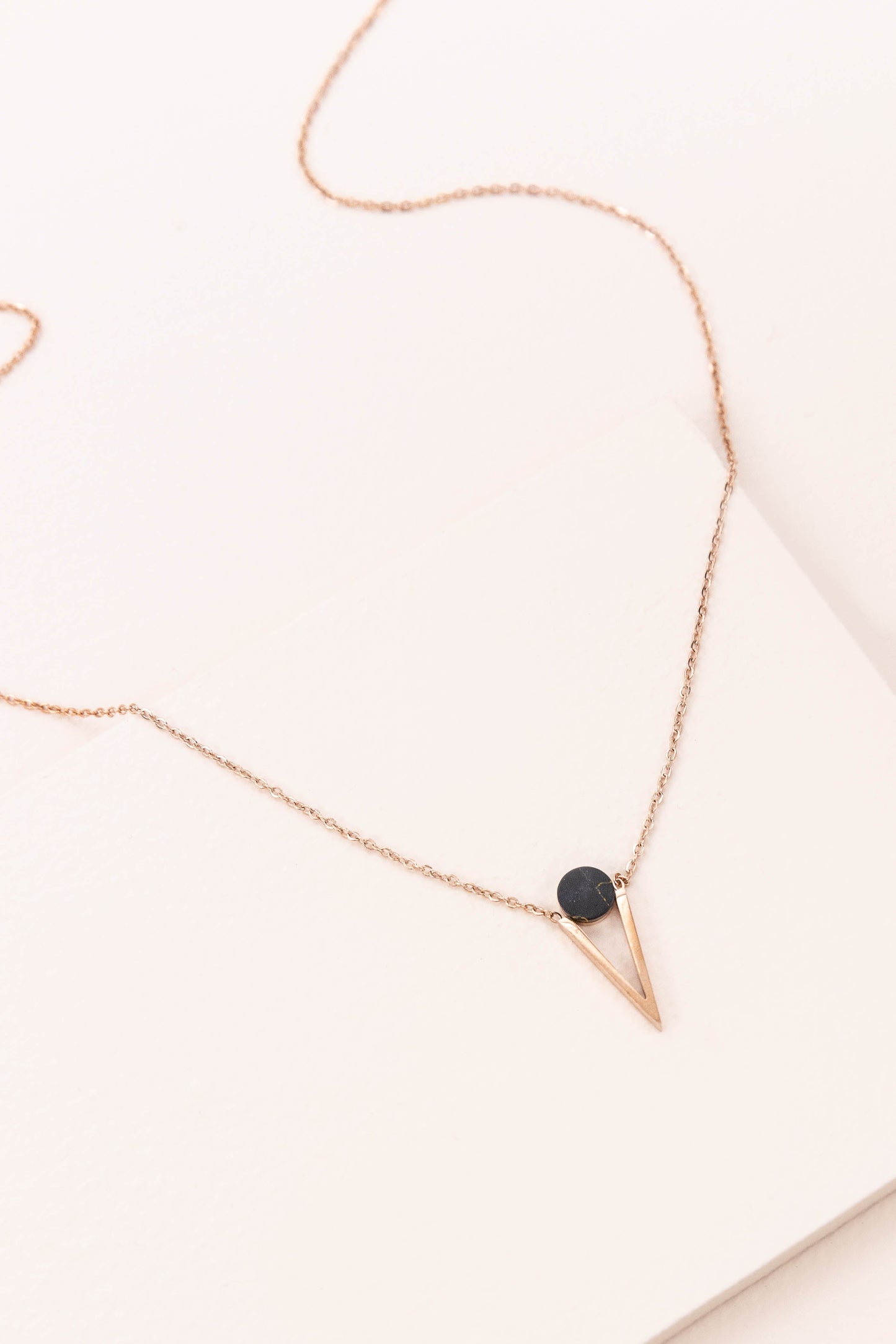 Tensly Point Stone Necklace | Rose Gold (14K)