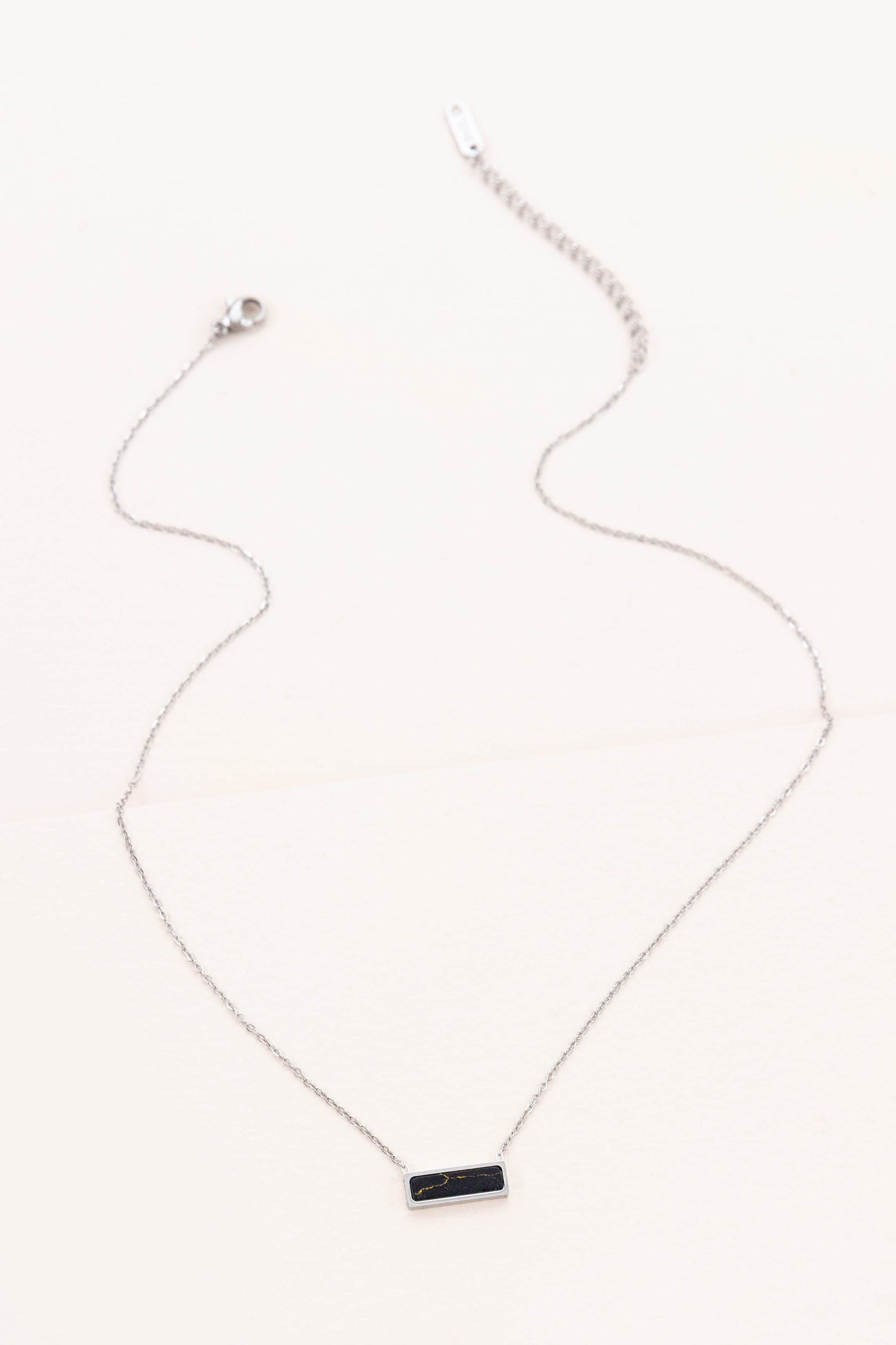 Beaming Bar Stone Necklace | Silver