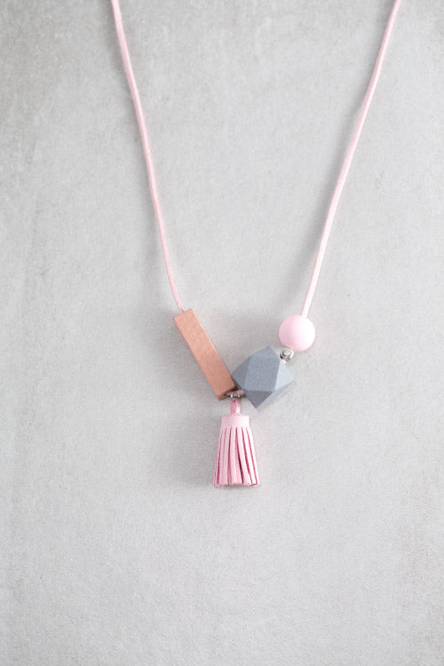 Nala Tassel Necklace | Pink
