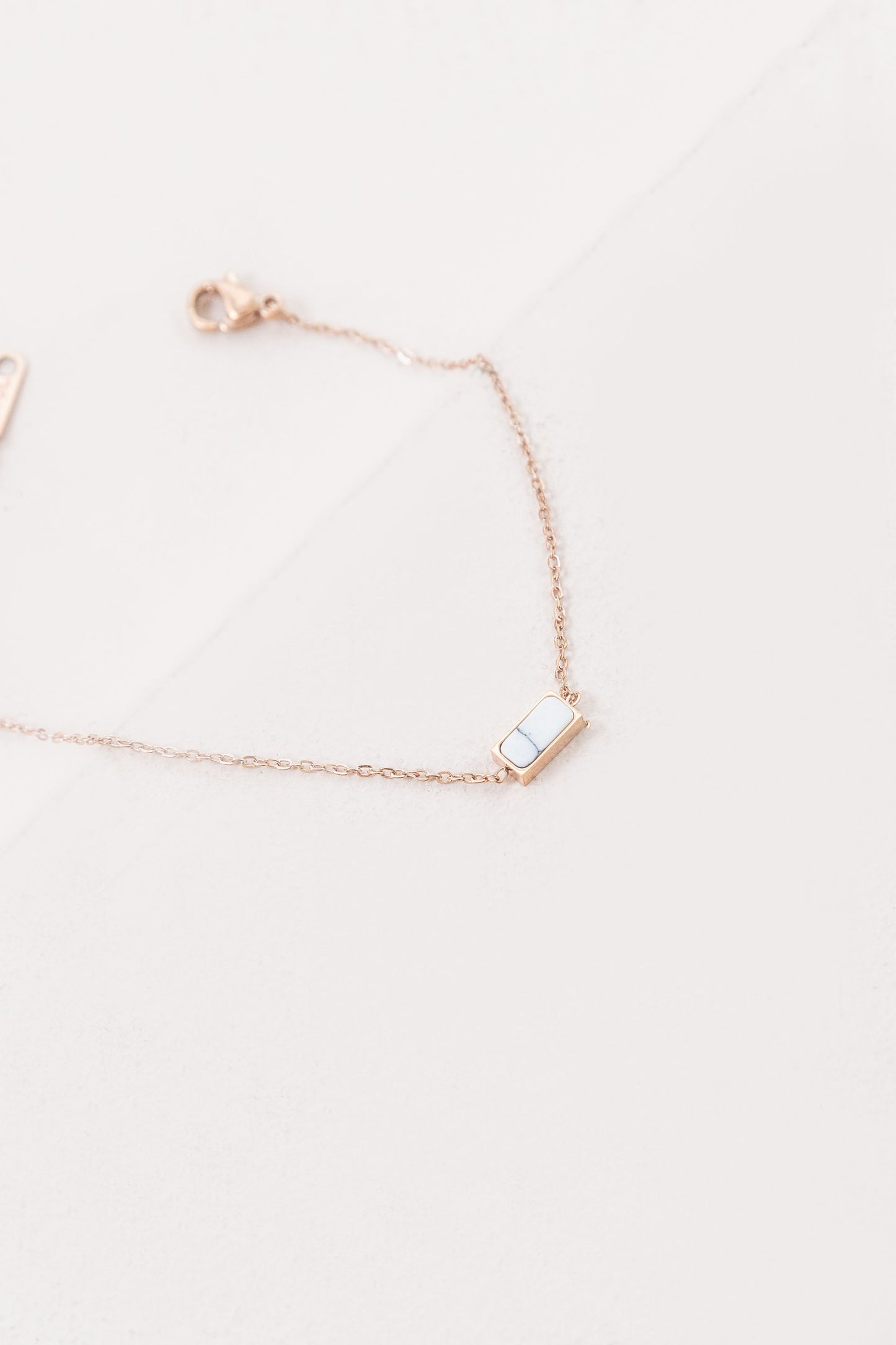 Beaming Bar Stone Bracelet | Rose Gold (14K)