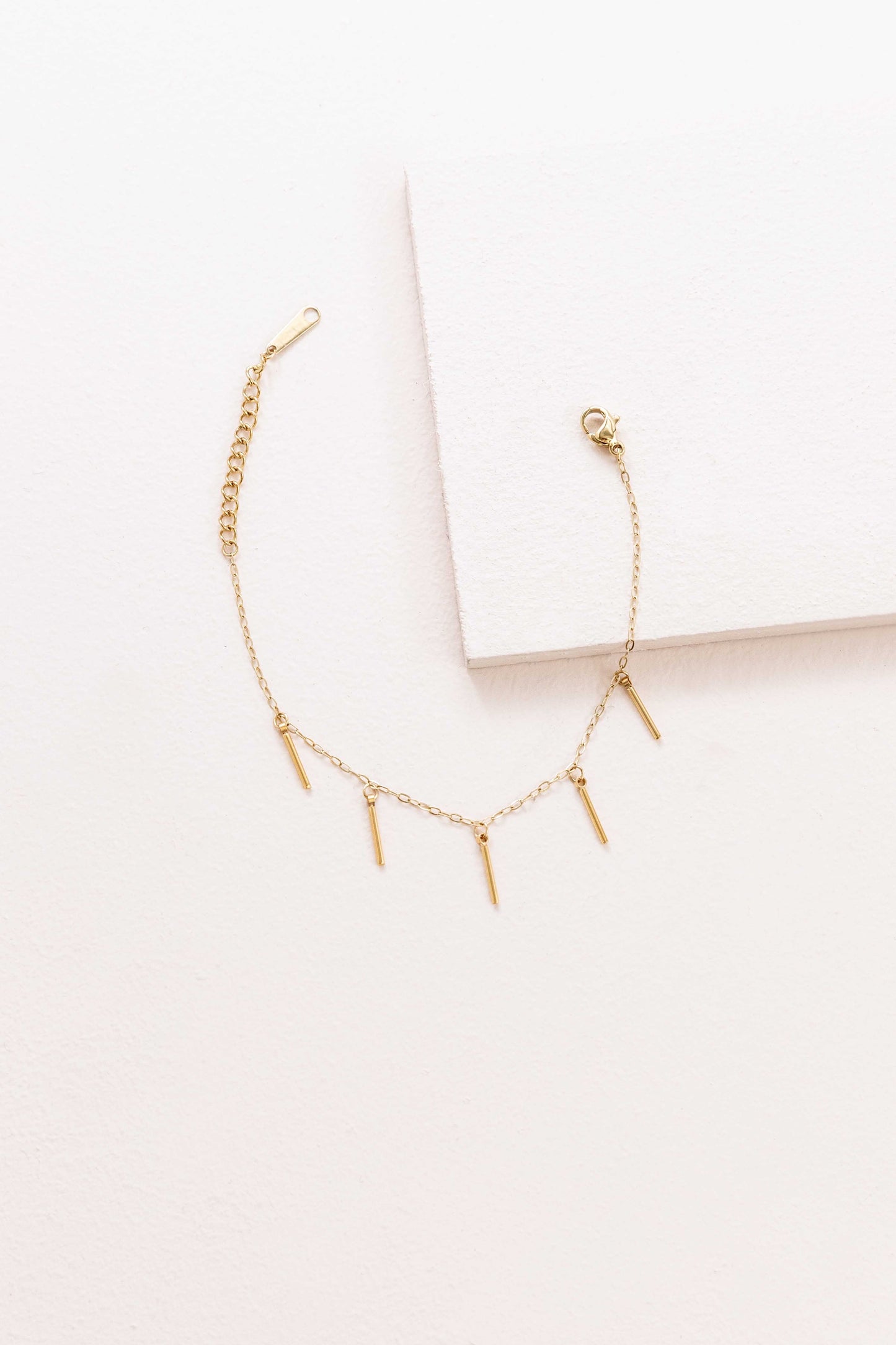 Golden Tassel Bracelet (14K)