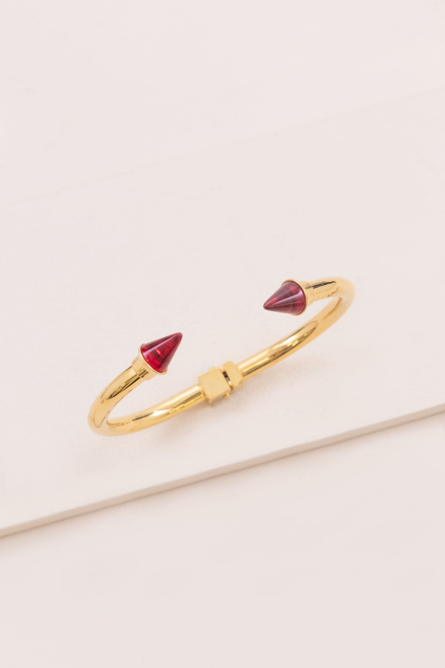 Point Stone Cuff | Crimson (14K Gold)