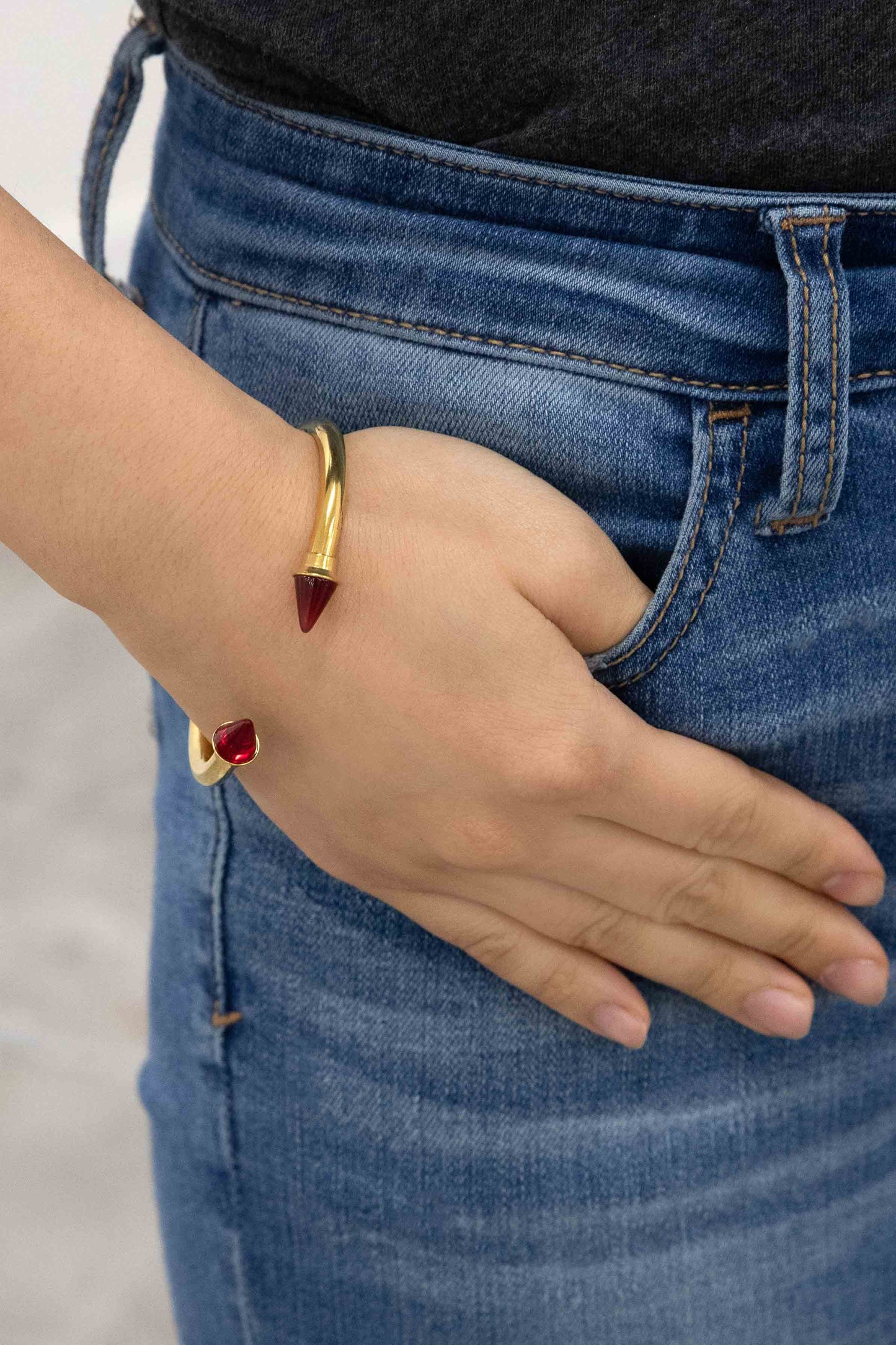 Point Stone Cuff | Crimson (14K Gold)