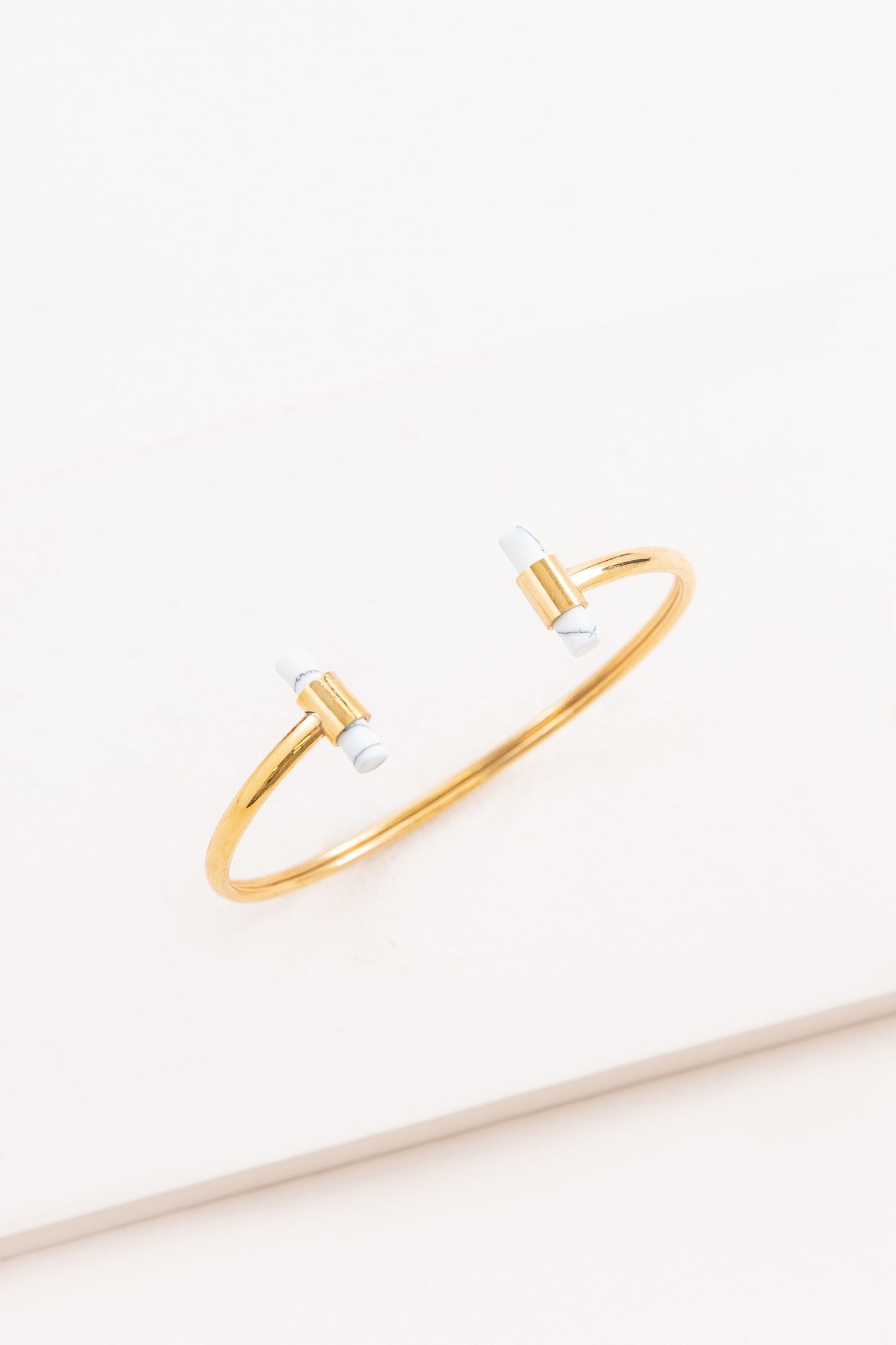 Stone Bar Cuff (14K Gold)