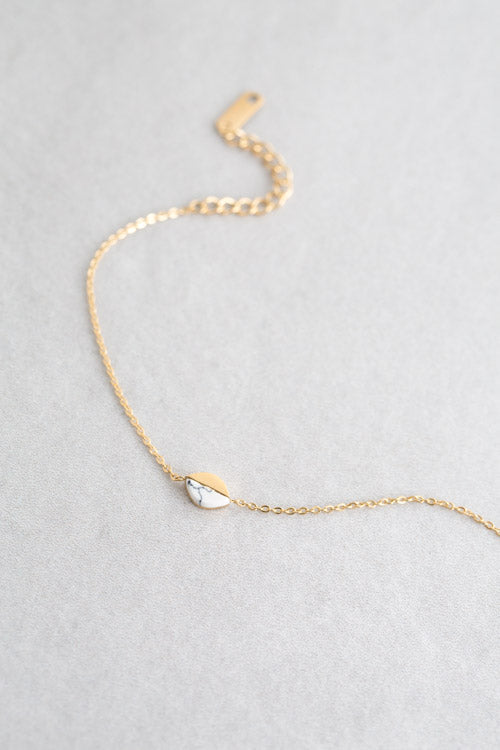 Elliptic Stone Bracelet