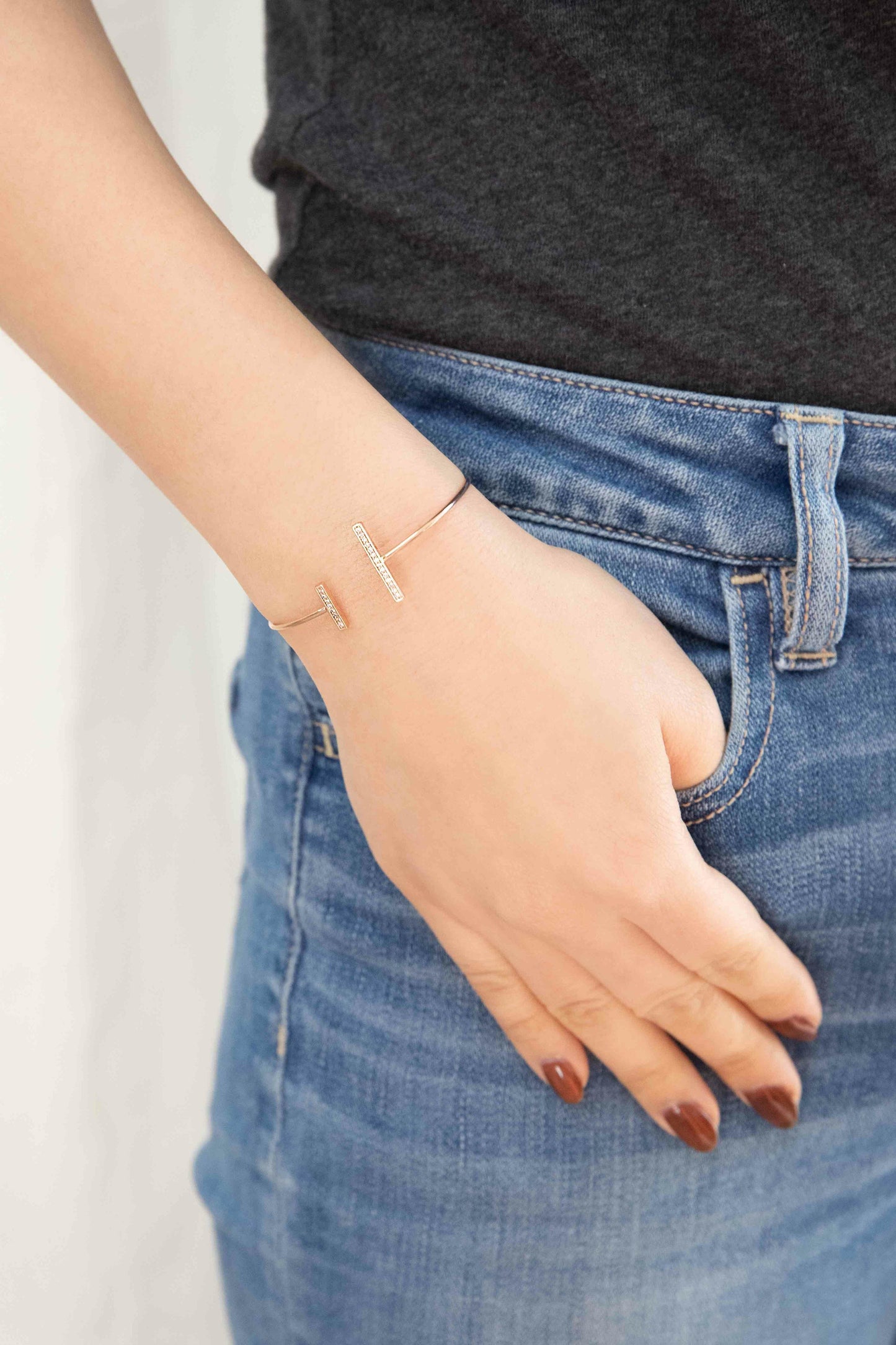 Kelsie Bar Cuff Bracelet