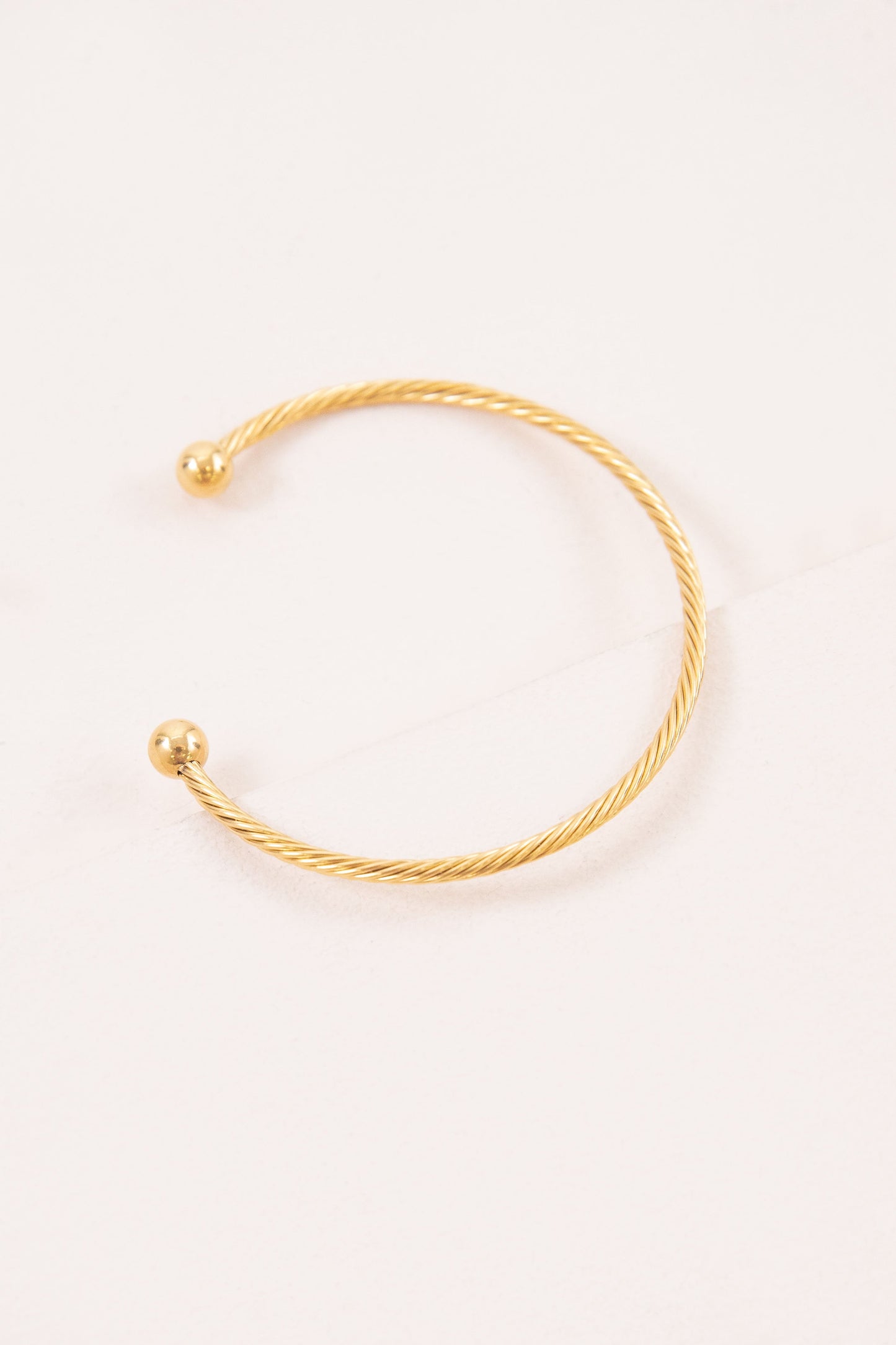 Solemn Cuff Bracelet | Gold