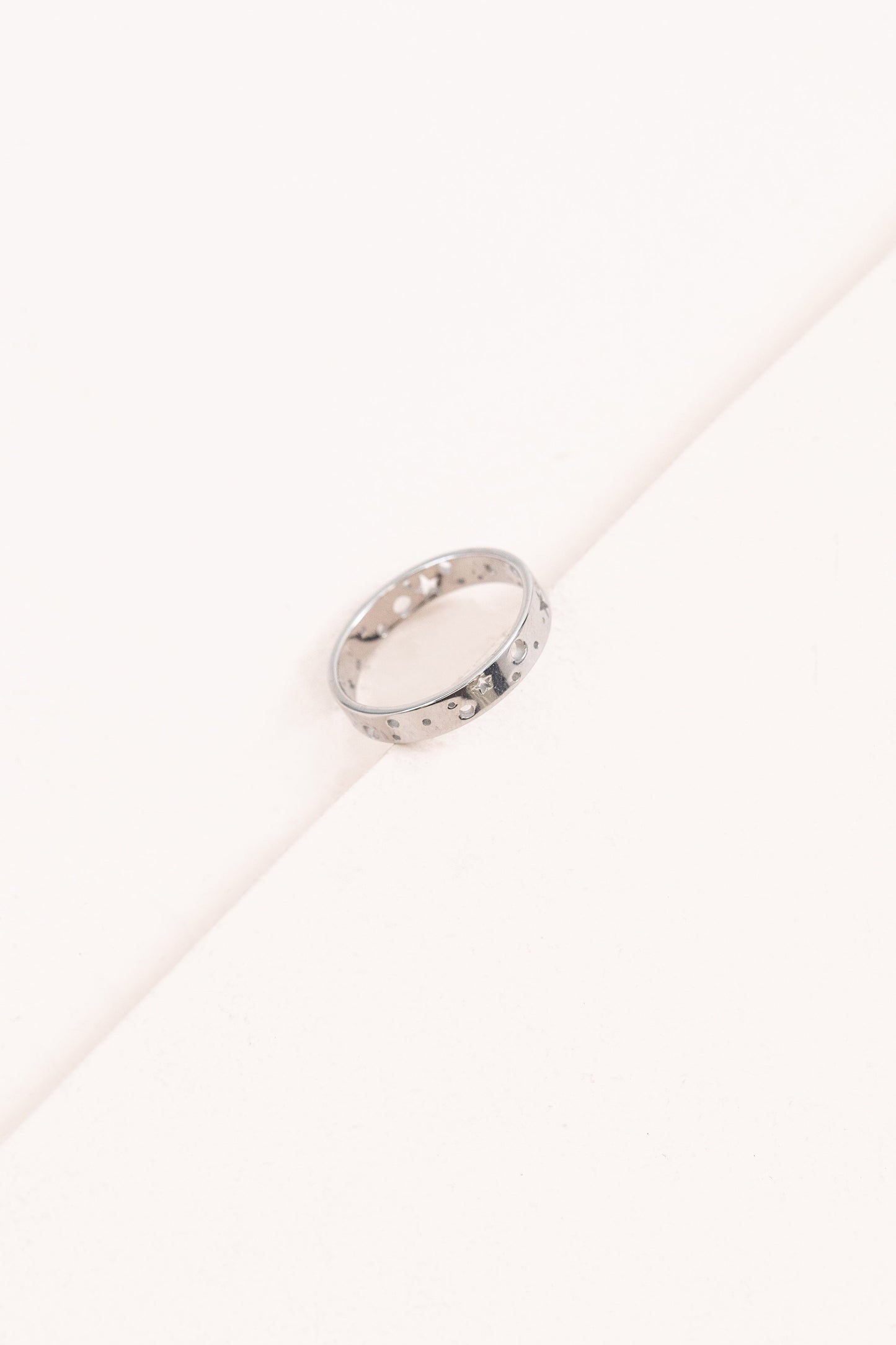 Night Wonder Ring | Silver (14K)