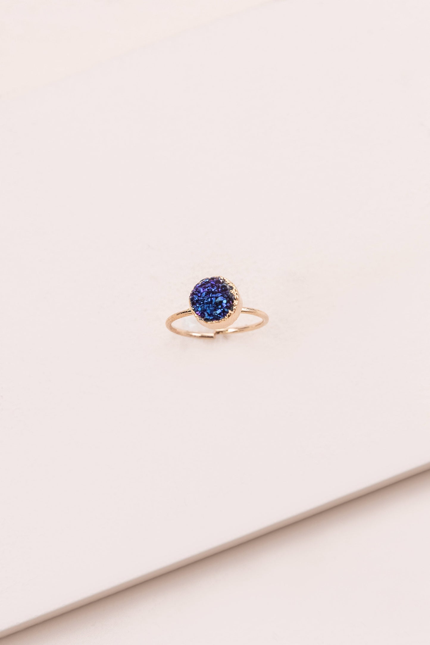 Circle Druzy Pinky Ring | Midnight Blue (10K)