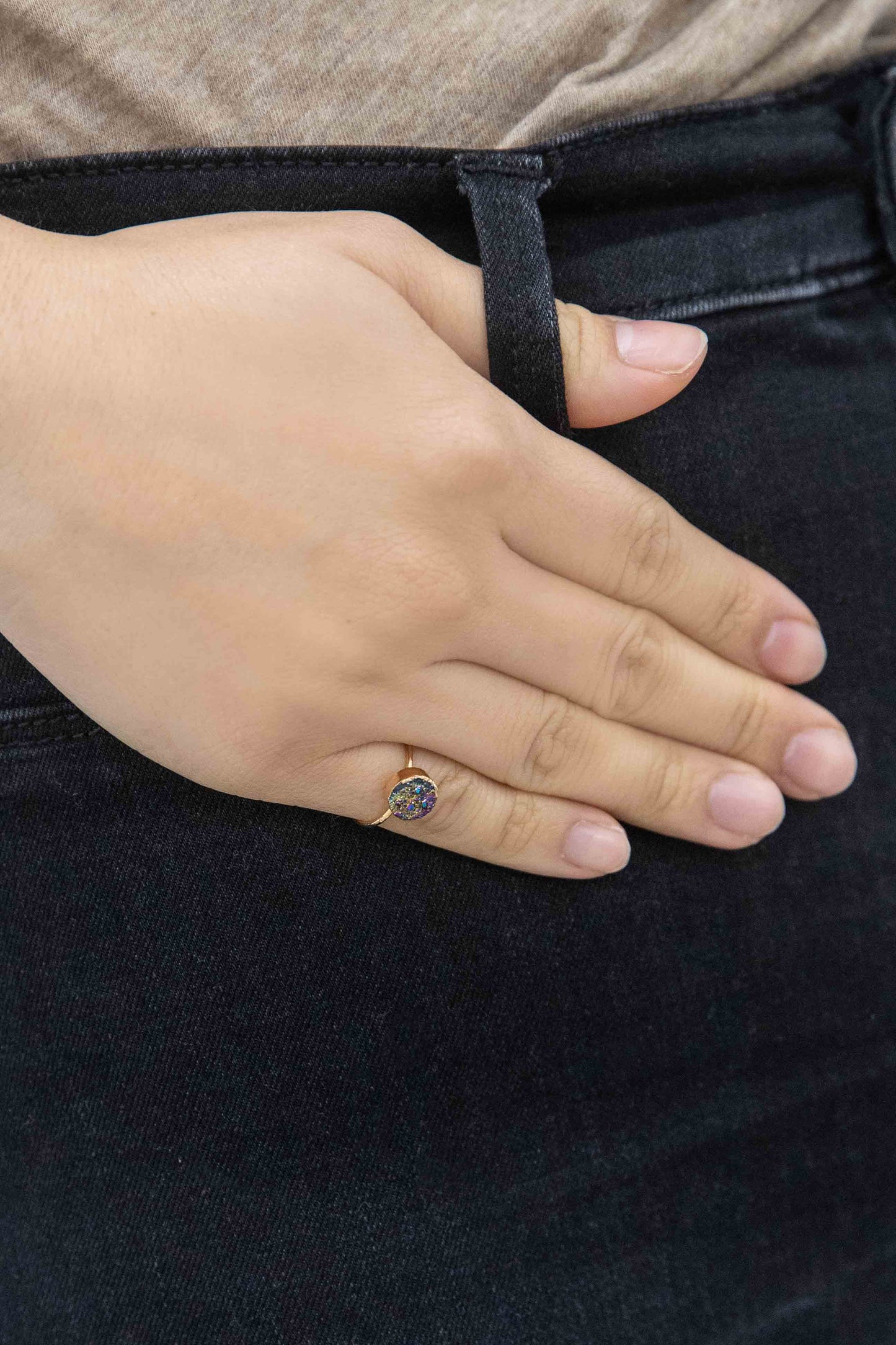 Circle Druzy Pinky Ring | Rainbow (10K)
