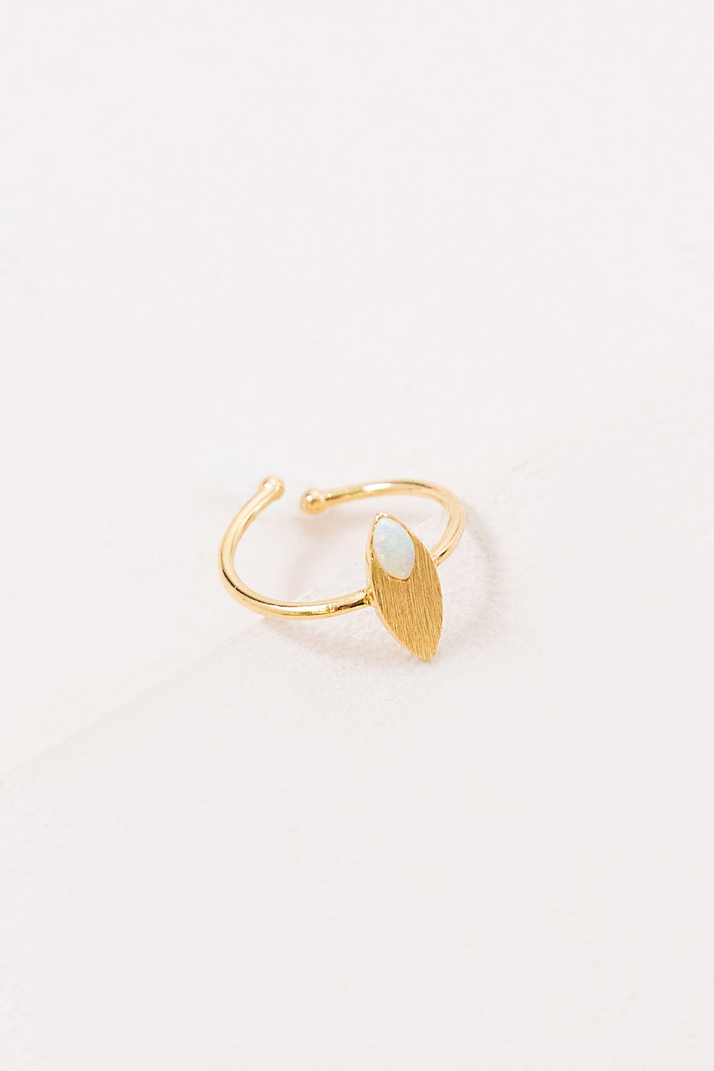 Pixum Overseer Stone Ring | White