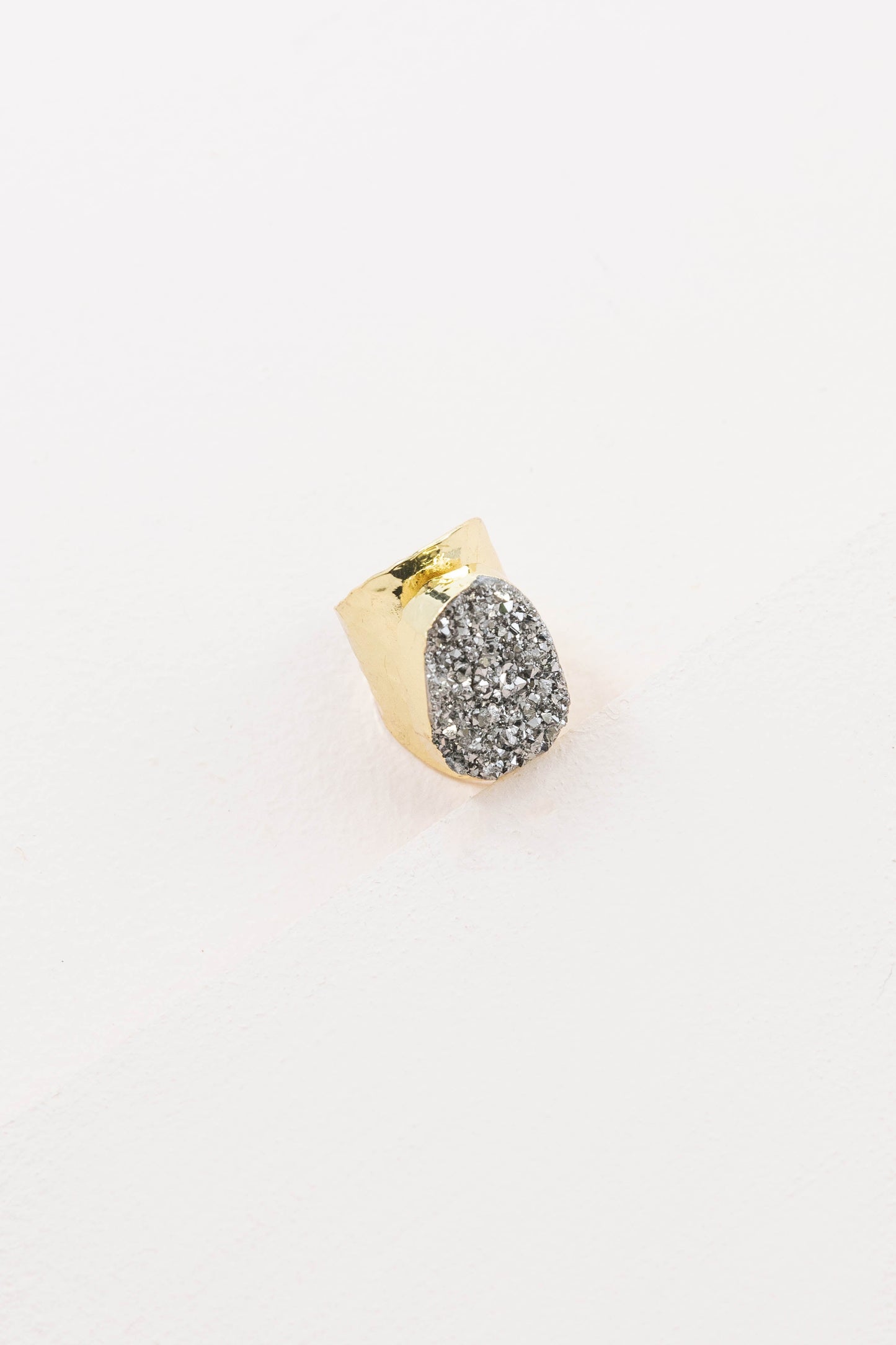 Lustre Druzy Cigar Band Ring | Silver (10K)