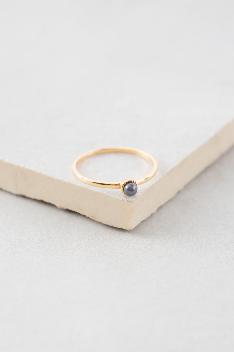 Finer Things Ring | Gray (14K)