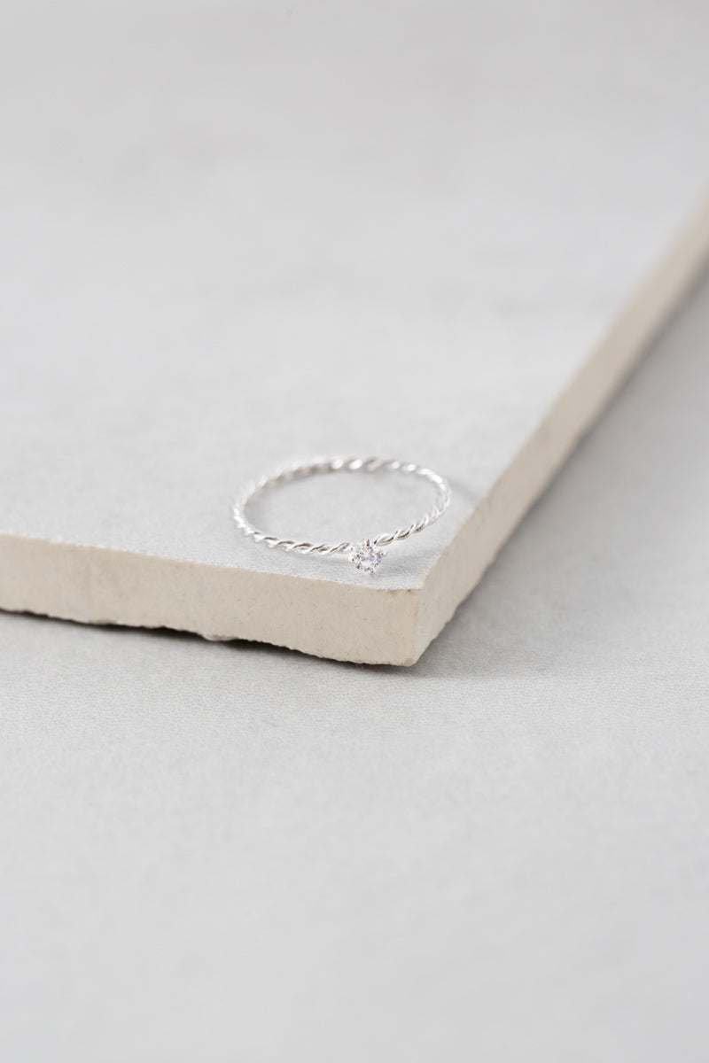 Magnifique Stone Ring (sterl.)