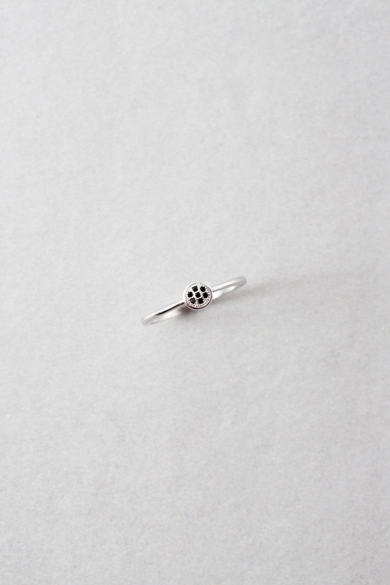 Shaker Top Stone Ring | Black (sterl.)
