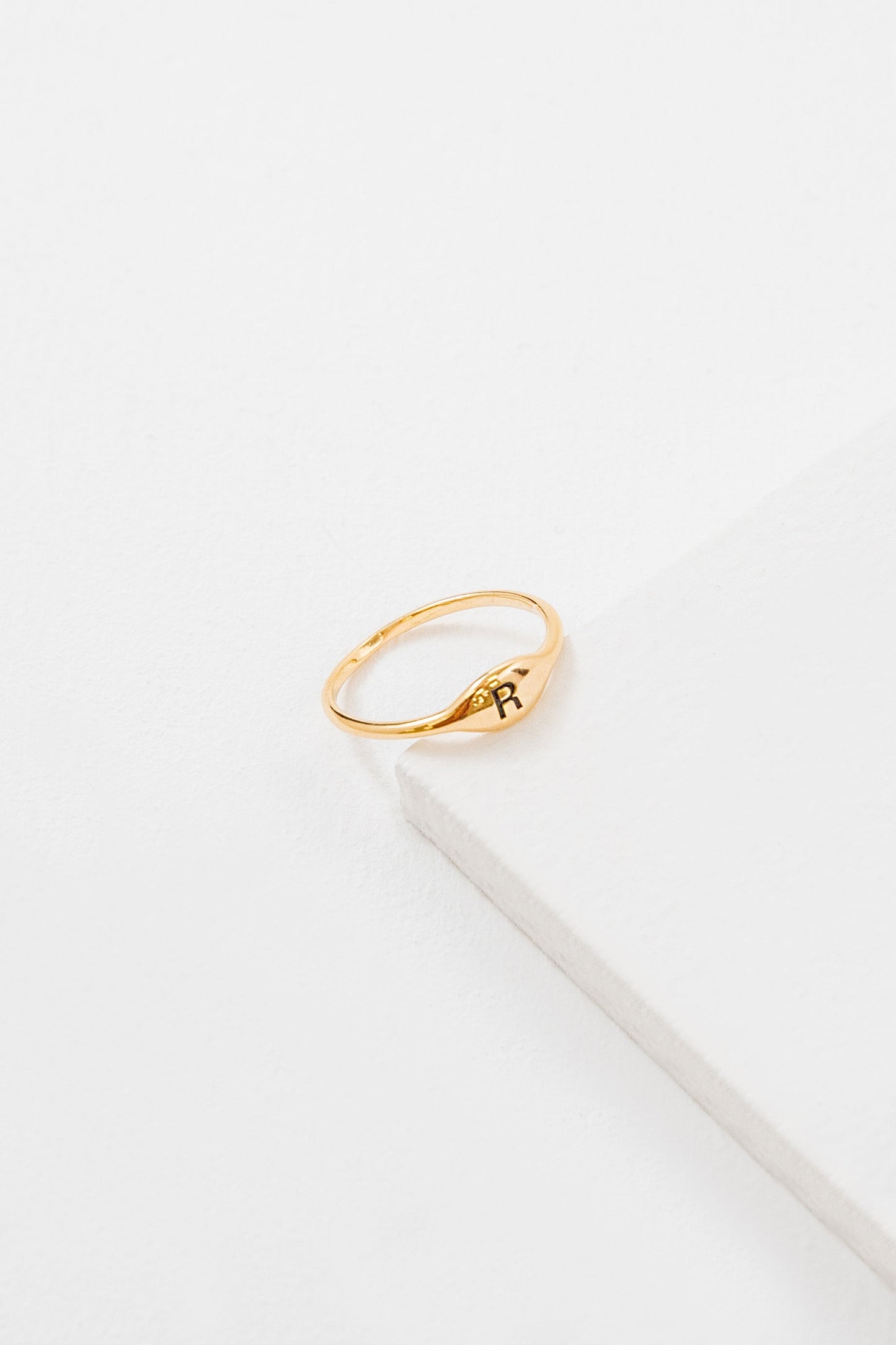 Initial Ring | Size 7