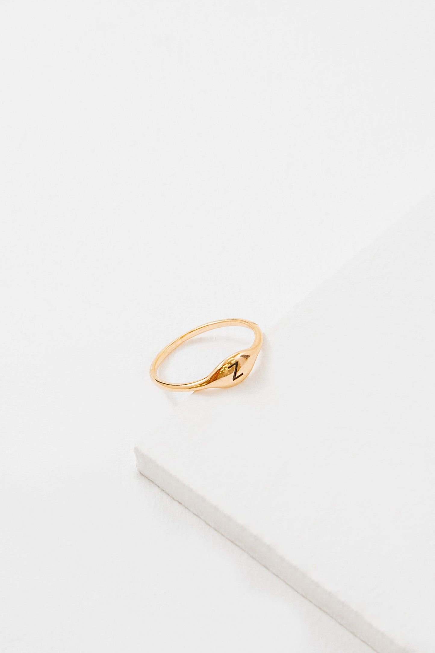 Initial Ring | Size 6