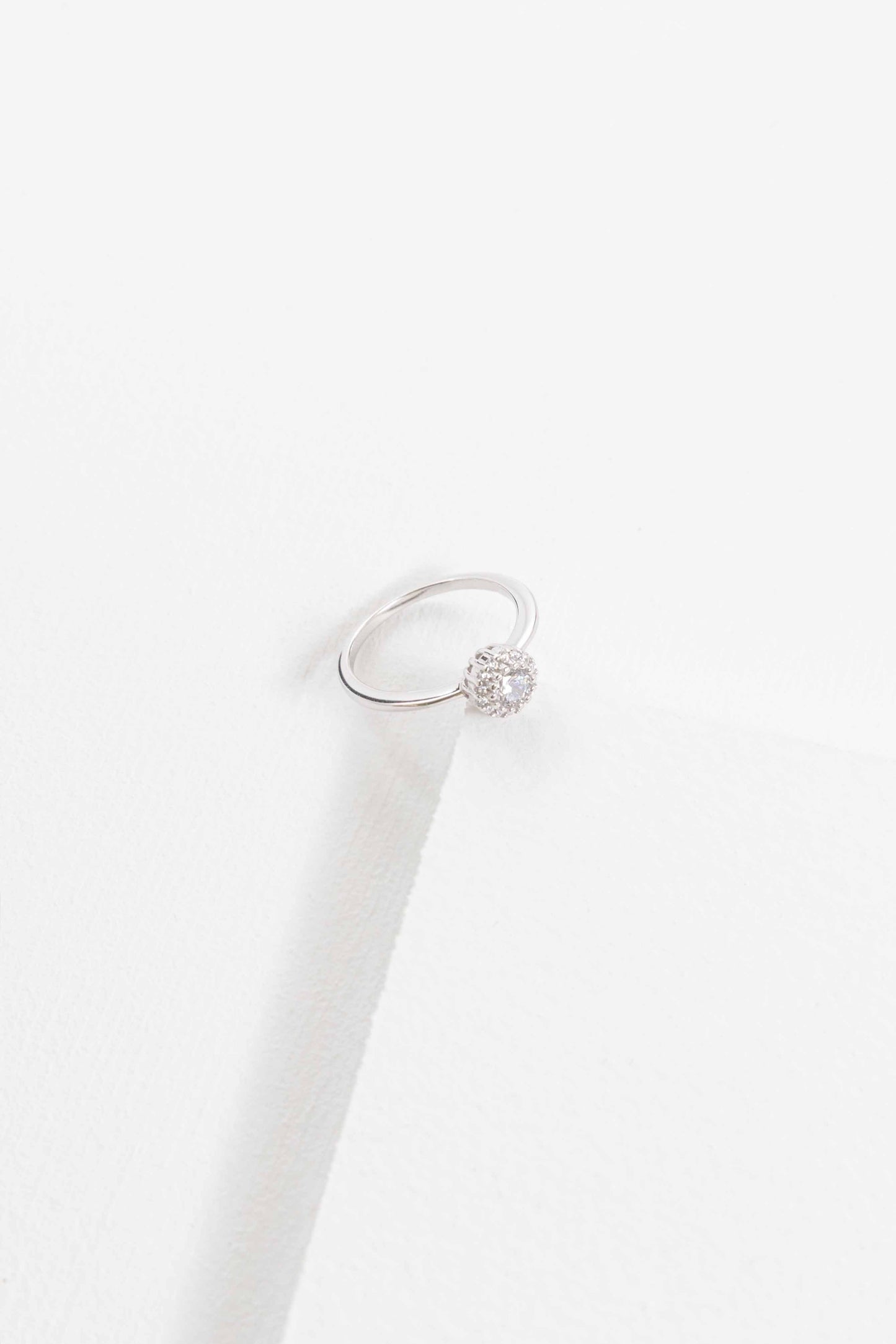 Glistening Diamonds Ring