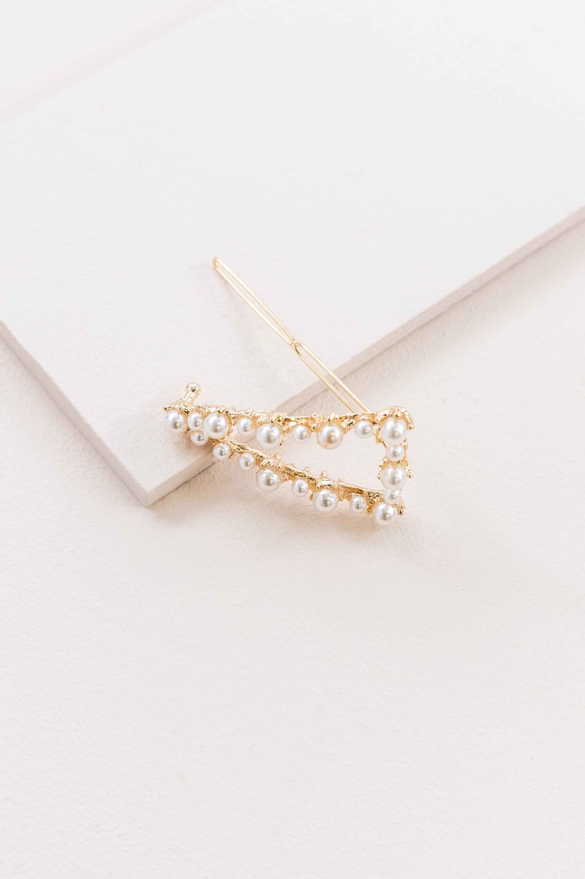 Prestige Pearl Triangle Hair Clip