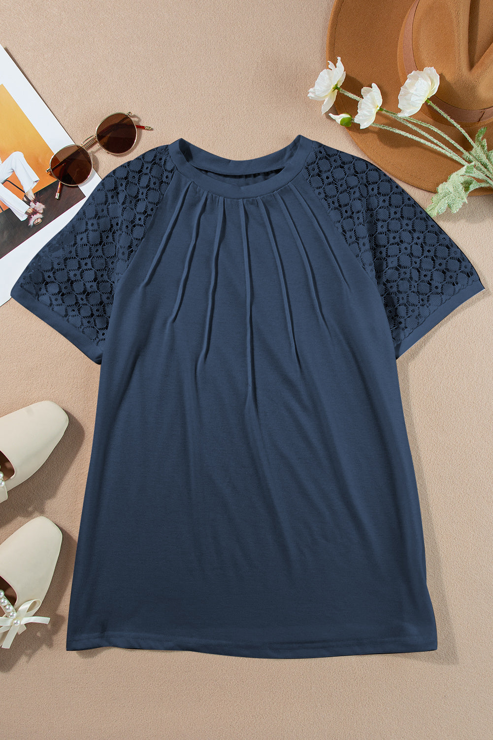 Lace Patchwork Raglan Sleeve Seam Detail Tee