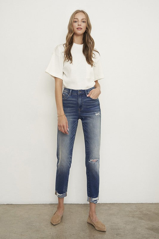 Relaxed Boyfriend Jeans | Modern Boutique Fashion