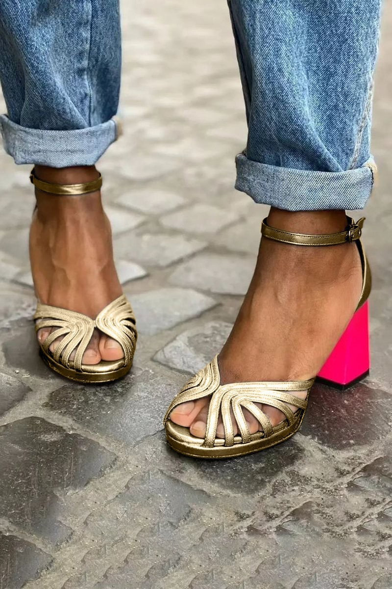 Women's Metallic Block Heel Peep Toe Buckle Sandals
