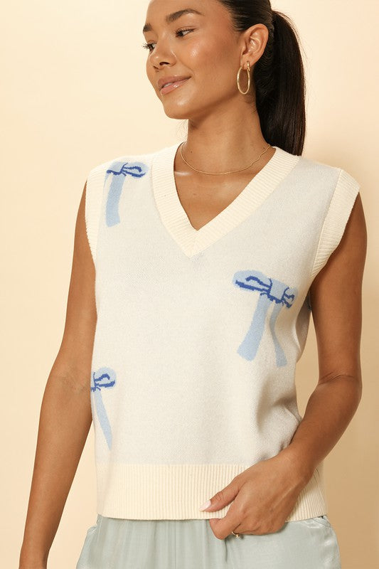 All Over Bow Knit Vest | Modern Boutique Fashion