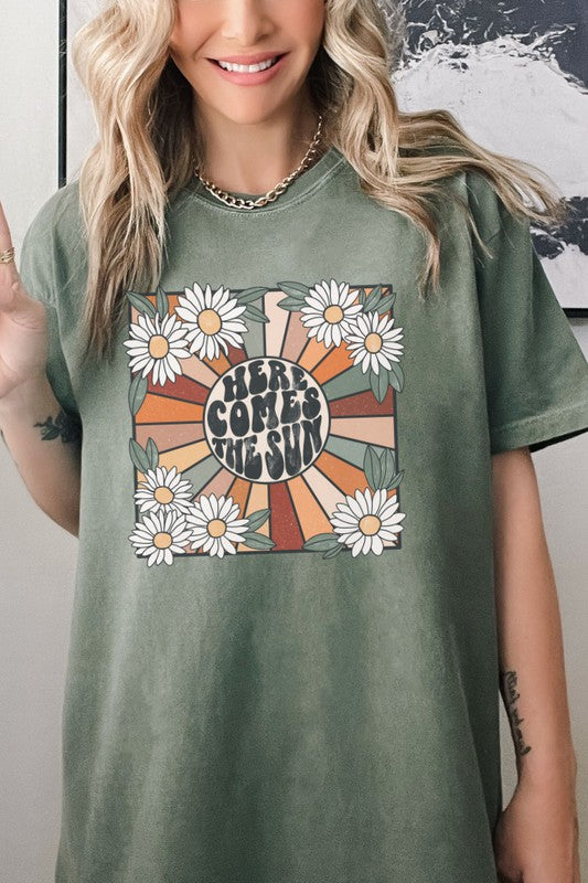 Here Comes the Sun Comfort Colors Graphic Tee