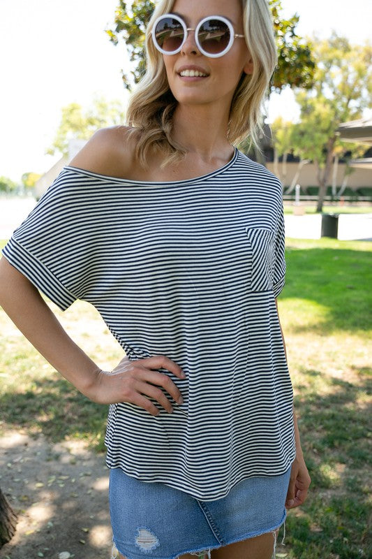 PIN STRIPE ONE SHOULDER BOXY TOP