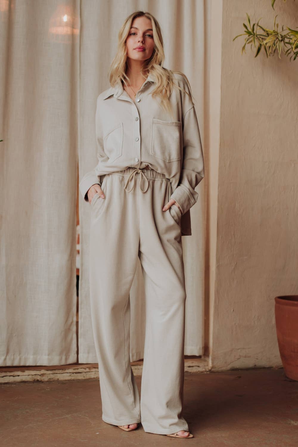 Off Duty Goddess Lounge Pants — Light Gray