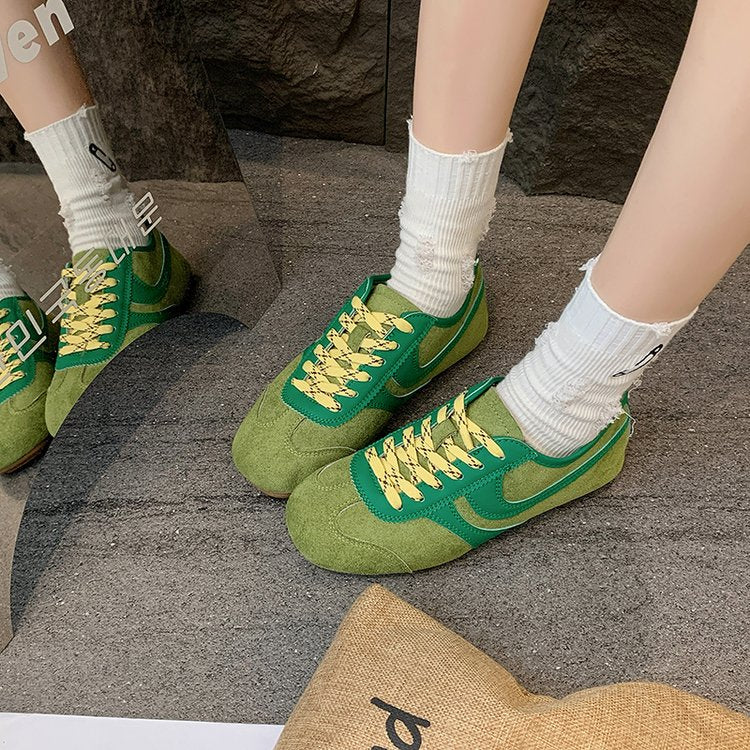 Women's Contrast Panel Suede Retro Sneakers