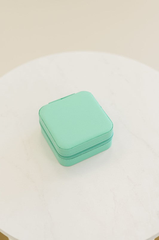 Kristen Travel Jewelry Organizer Box Case | Modern Boutique Fashion