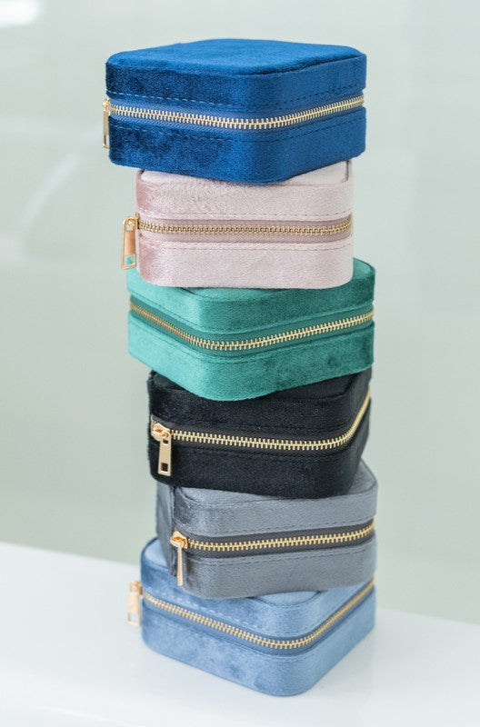 Eloise Velvet Jewelry Travel Carry Case | Modern Boutique Fashion