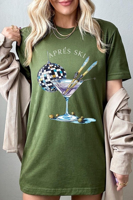 Apres Ski Club Graphic Tee