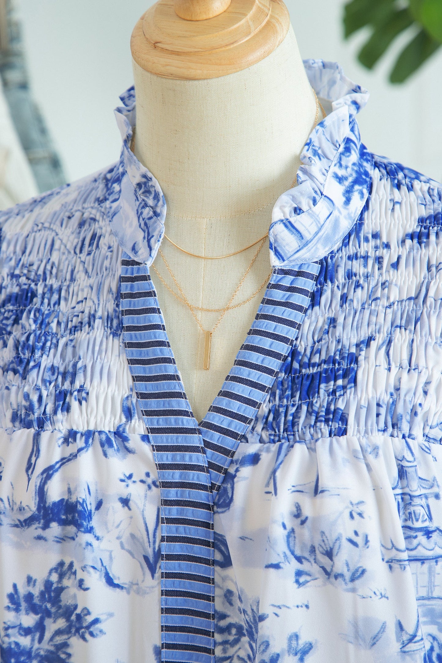 Floral Stripe Contrast V-Neck Puff Sleeve Blouse